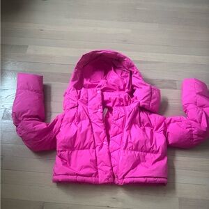 Lululemon Women’s wunder puff cropped jacket